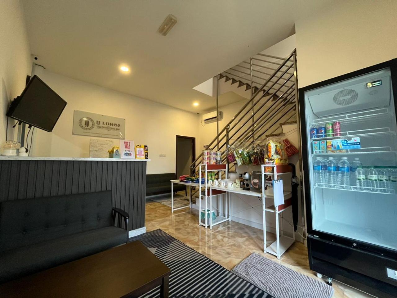 Ij Lodge ミリ エクステリア 写真